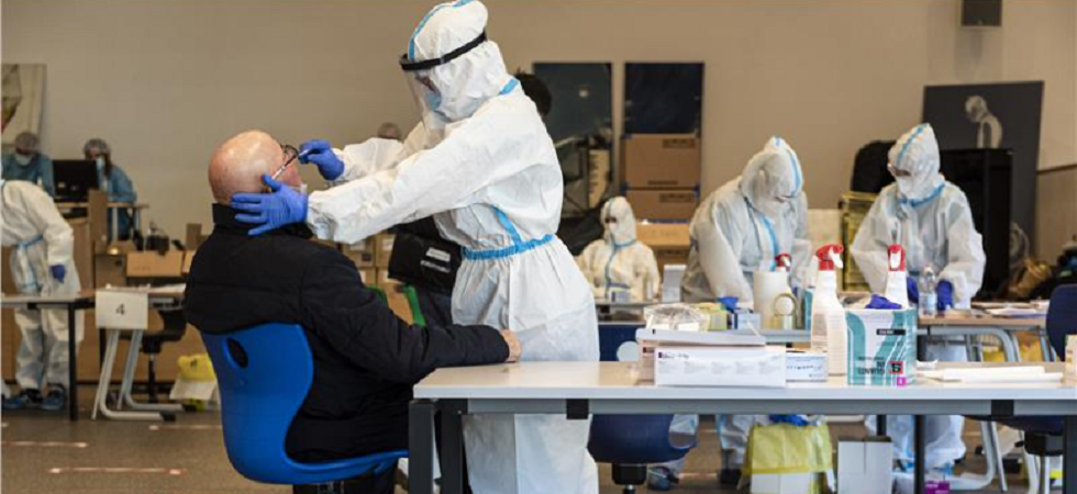 Foto d'archivio (di Ivo Corrà) Coronavirus, dopo l'infezione anticorpi fino ad un anno e immunità potenziata da vaccini ad mRna